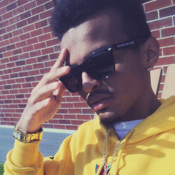 Meet your Posher, Tre - Picture 1 of 1